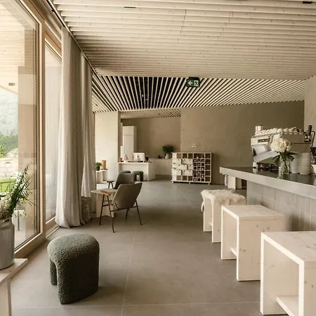 Hotel Tulie Most na Soči