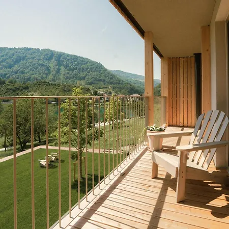 Tulie Hotel *